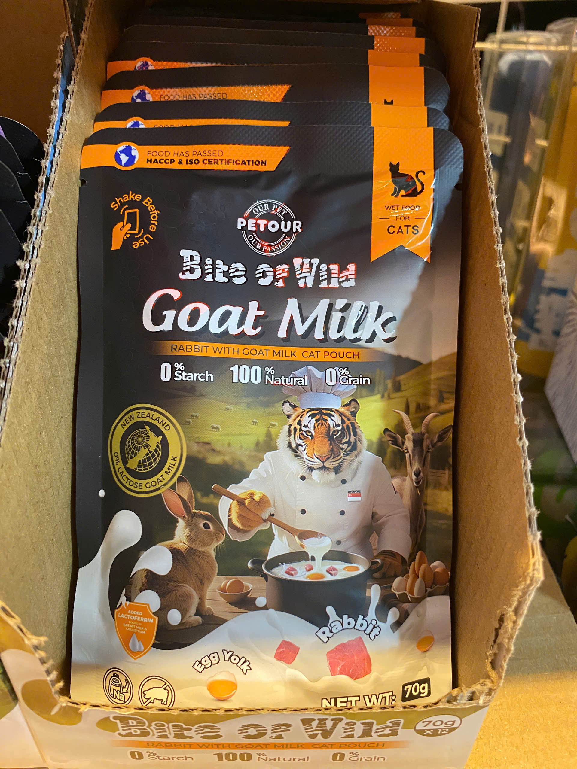 Pate sữa dê Bite of Wild cho mèo không ngũ cốc không lactose