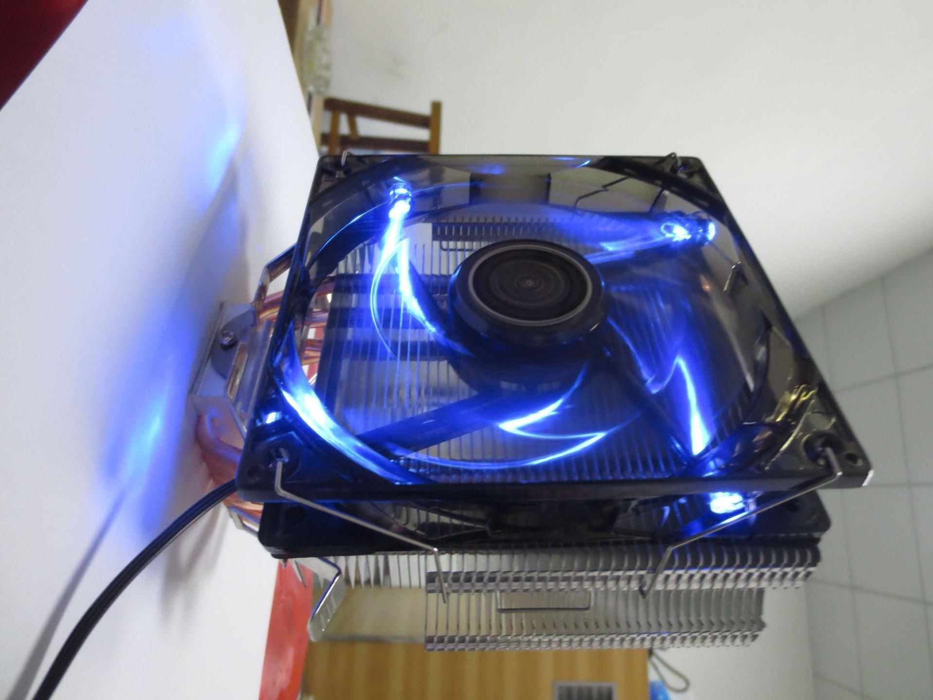 Giá thấp nhất phù hợp tản nhiệt máy tính CPU4 ống đồng câm quạt lớn 12CM xanh chói 4 đèn I3I5AMD775