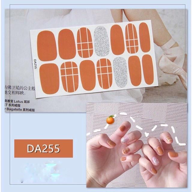 Set dán móng tay nails dán nghệ thuật nhiều màu - có ngay bộ móng đẹp trong 5 phút