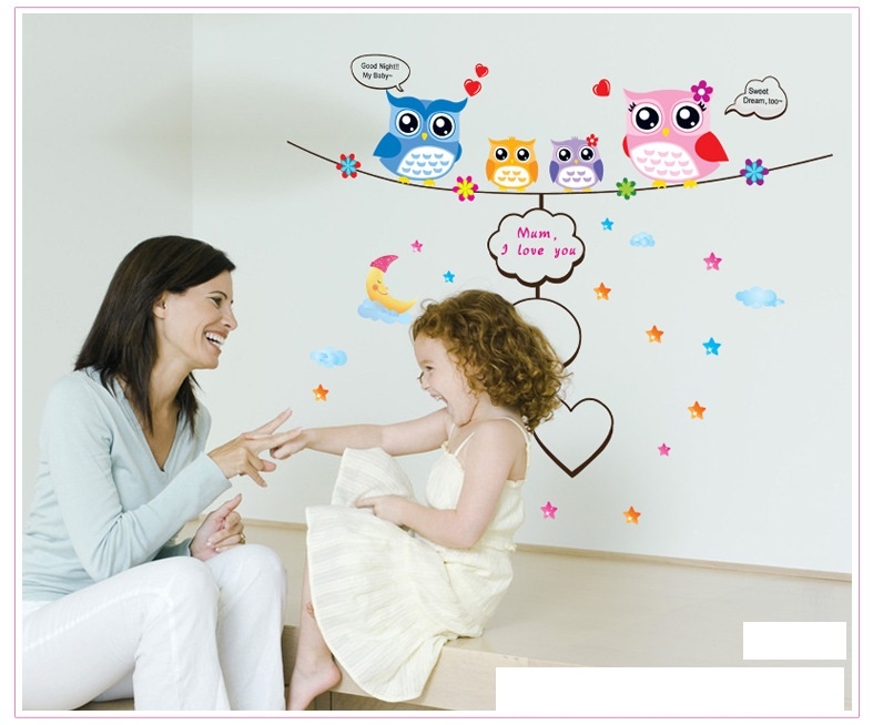 Decal dán tường Gia đình cú sắc màu Trang trí phòng cho bé đẹp