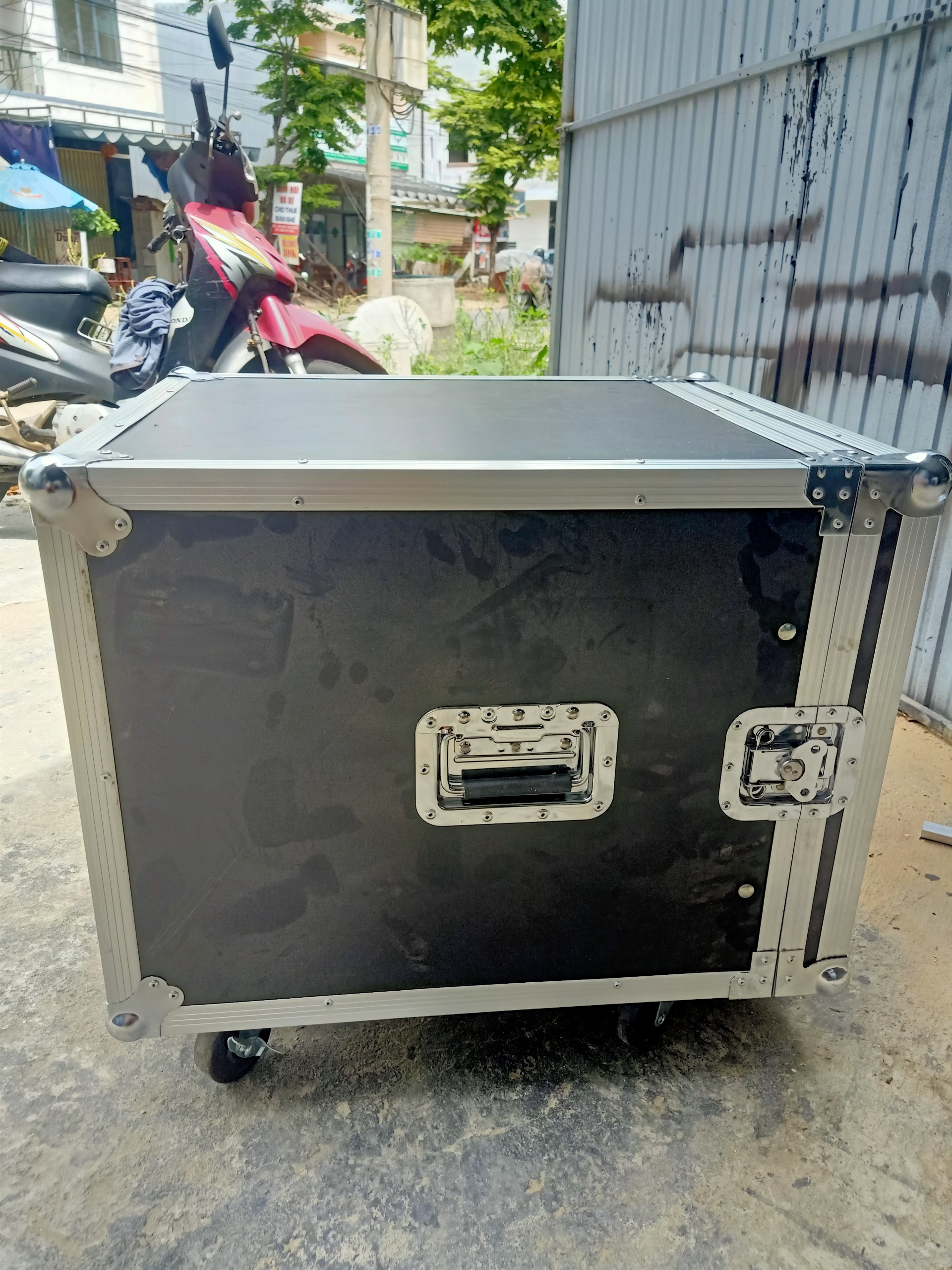 Tủ Rack Âm Thanh 12U Karaoke