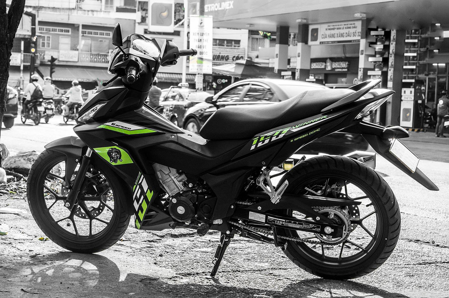 Tem trùm Winner 150 Green Black