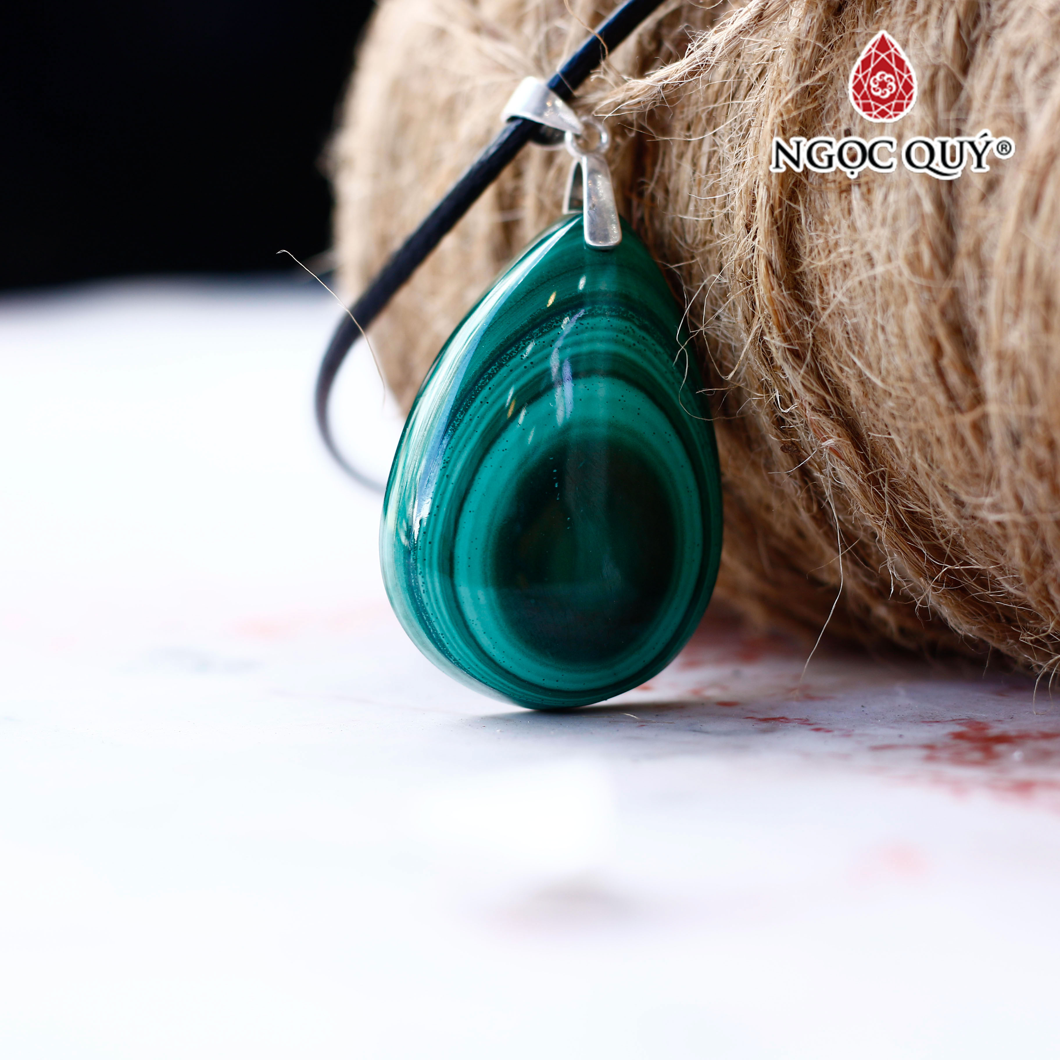 Mặt dây chuyền hình giọt nước đá khổng tước Malachite - Ngọc Quý Gemstones