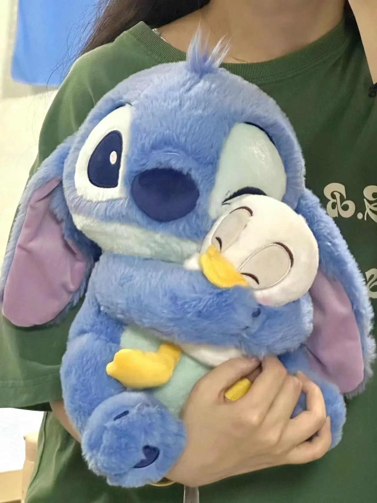 Thú nhồi bông Stitch ôm vịt đáng yêu - Size 22cm - Gồm 1 Stitch và Một Bé Vịt Rời Cute