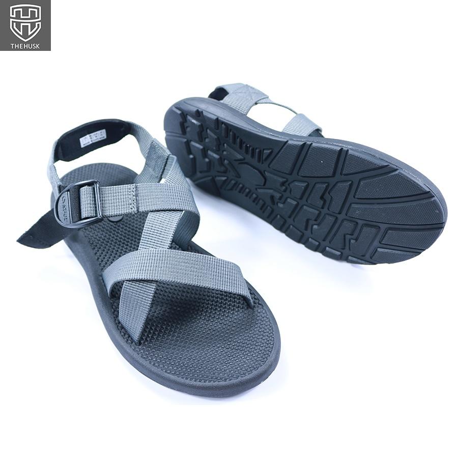 Giày Sandal nam HuuCuong &amp; TheHusk quai chéo quai dù màu ghi - TH17