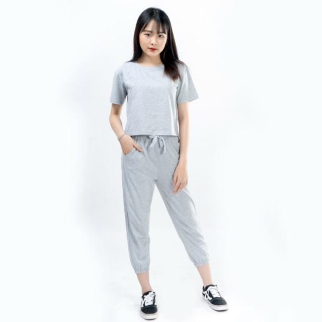 Bộ áo croptop quần jogger vải dệt kim cao cấp