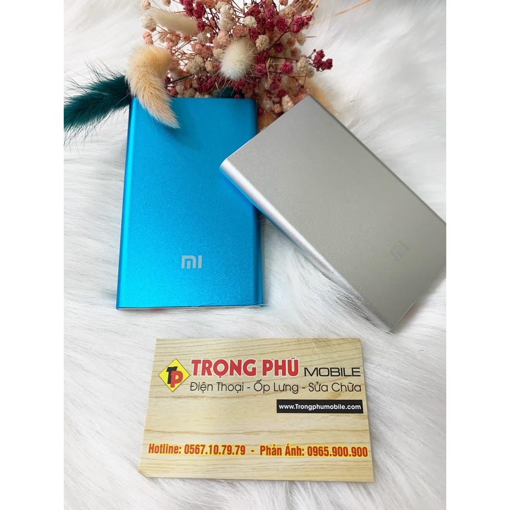 Sạc dự phòng vỏ kim loại - Dung lượng 12000mah - Nhỏ gọn dễ cầm