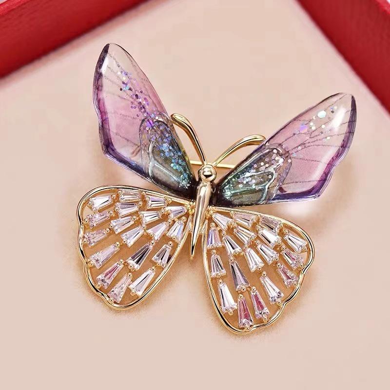 Cài áo bướm dễ thương