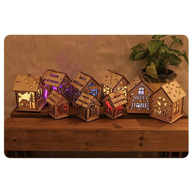 Ngôi nhà gỗ có đèn LED có sẵn Pin