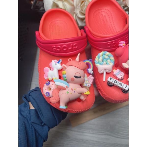 Dép crocssss xuất dư cô hái và pony màu cam