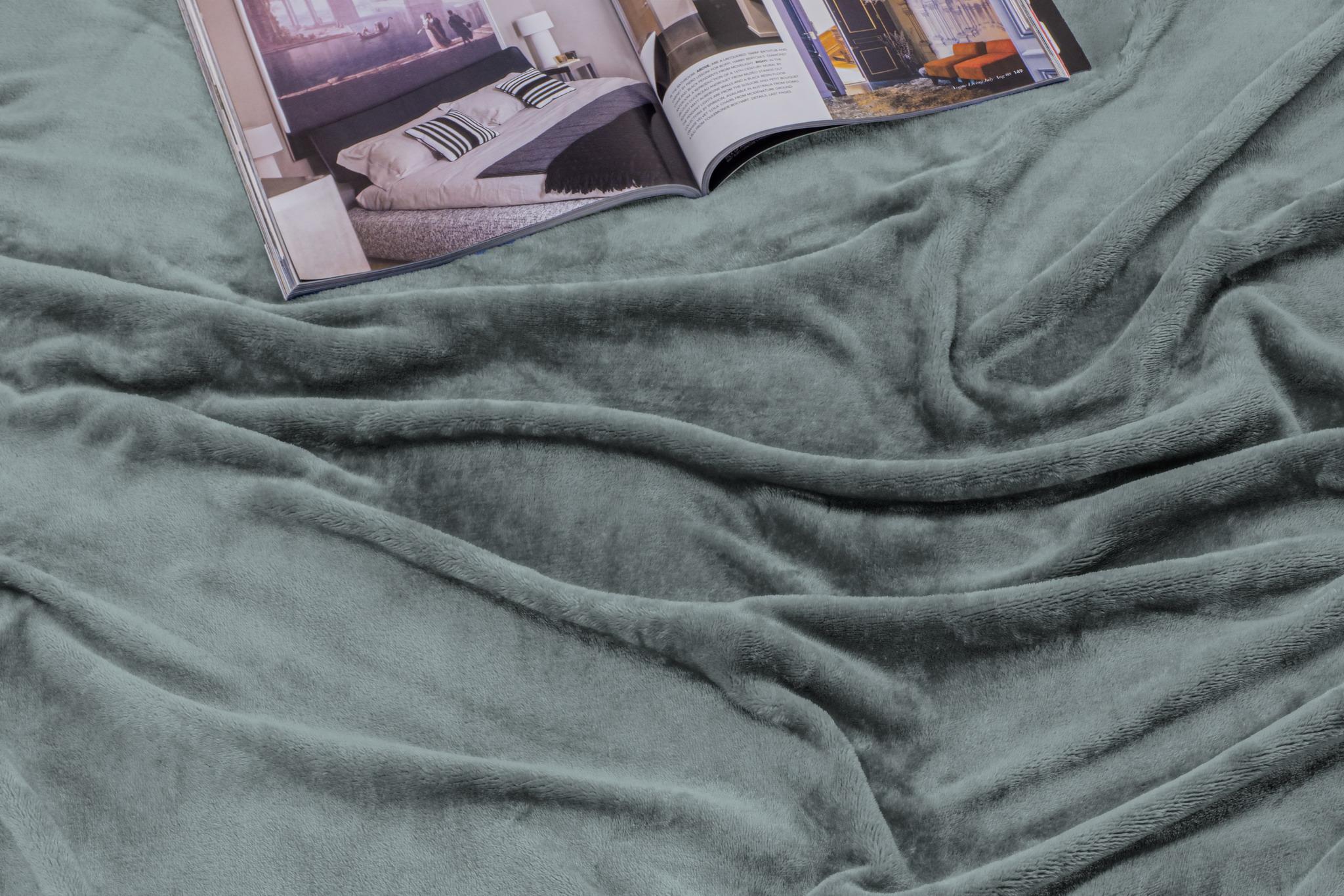 Chăn nỉ Akemi Colourlush Flannel Blanket 150x200cm, 1 cái