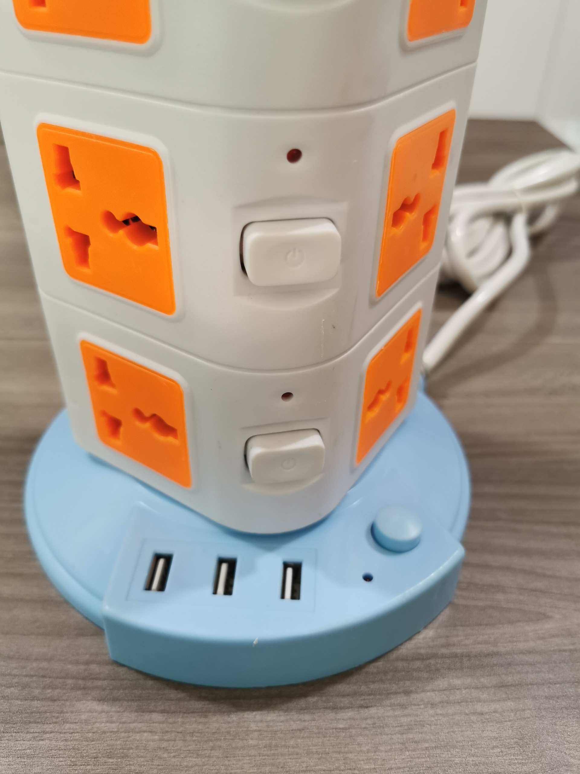 Ổ ĐIỆN 5 TẦNG 20 Ổ CẮM,3 CỔNG USB
