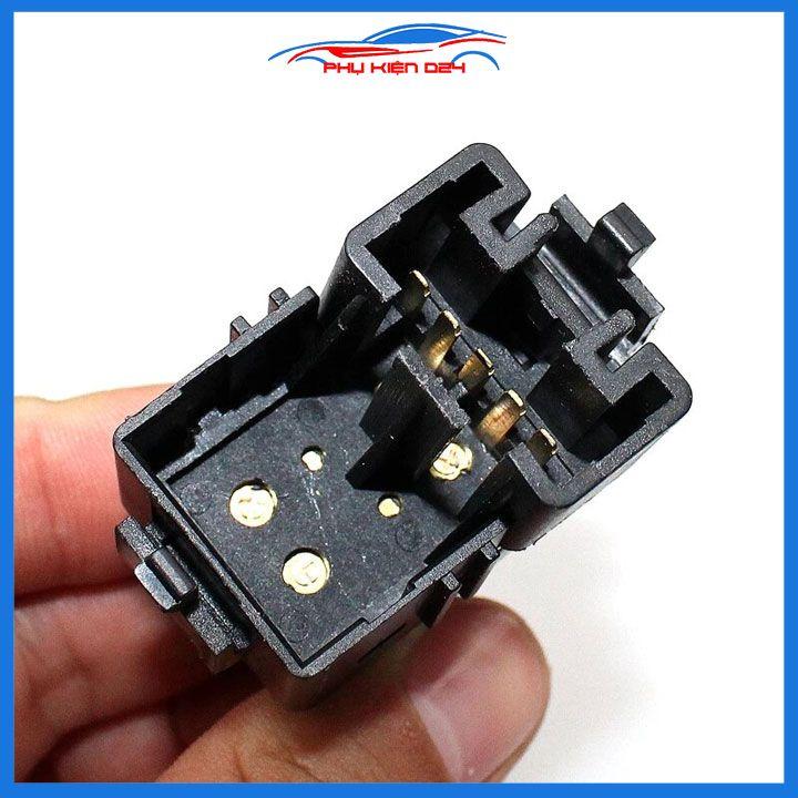Công tắc đơn lên xuống kính Toyota Innova, Hilux Vigo, Fortuner 2004-2015 Mã 84810-0K010