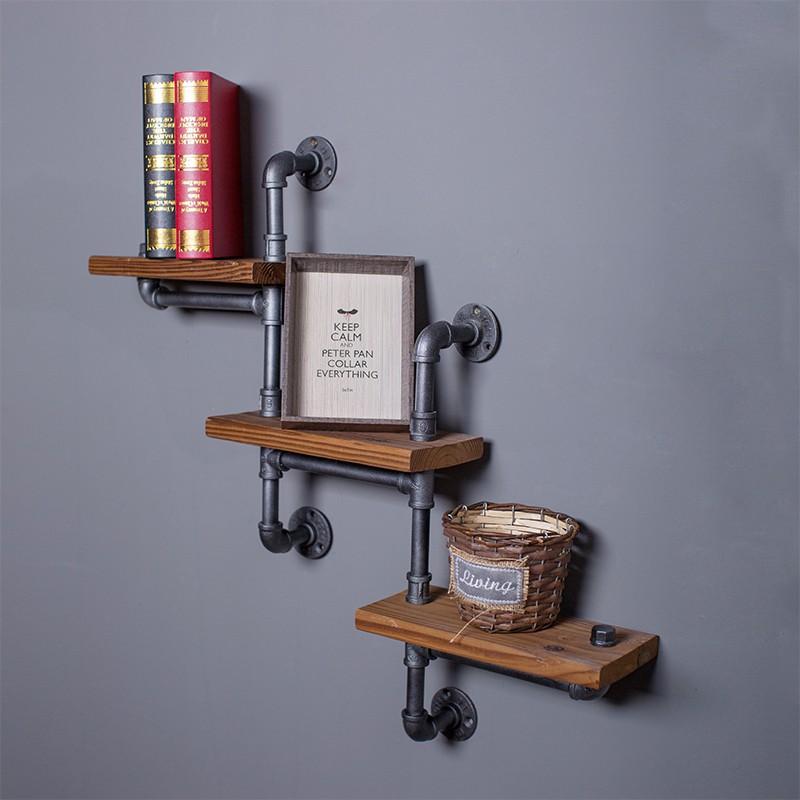 Kệ ống nước treo tường chất liệu ống sắt trang trí decor quán cafe phong cách vintage