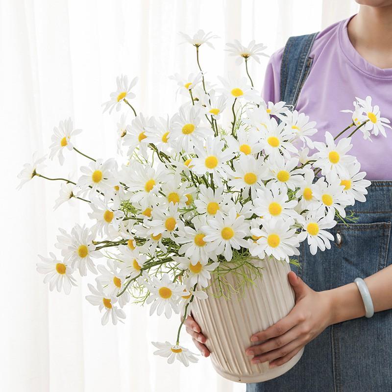 Hoa giả-CÚC HỌA MI daisy bằng vải lụa cao cấp giống thật một cành 5 bông - Hàng loại 1