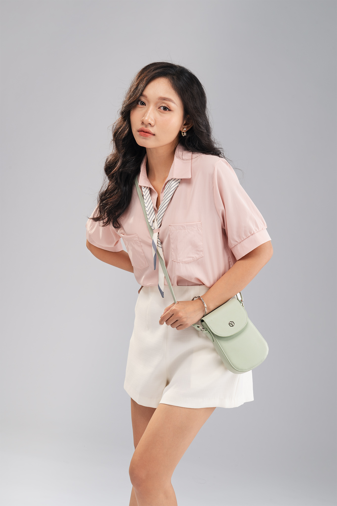 Túi Yuumy ( Thời trang nữ xinh xắn kiểu dáng basic - Túi đeo chéo da Seasand YN216 )