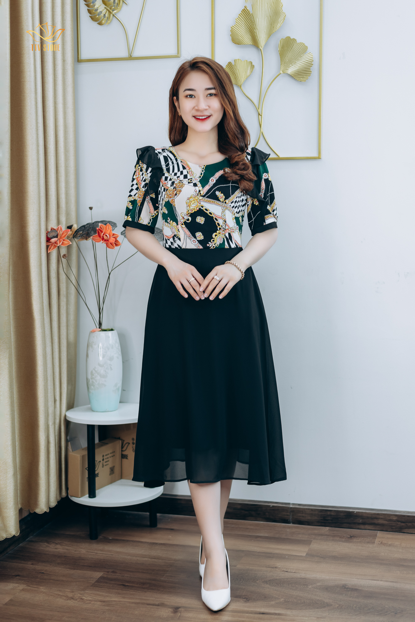 Đầm xòe thiết kế trung niên sang trọng cao cấp Cổ tròn tay bèo màu Đen họa tiết TTV STORE TTV1271