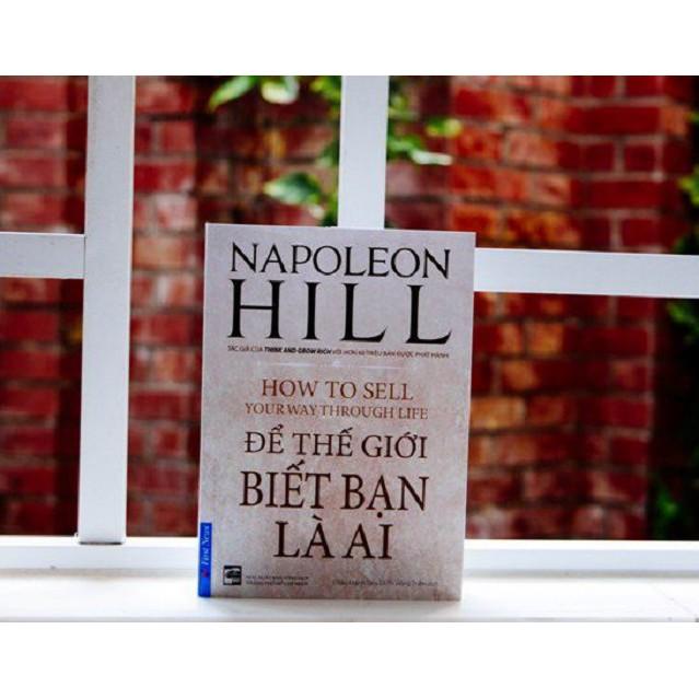Sách-Để Thế Giới Biết Bạn Là Ai - First News