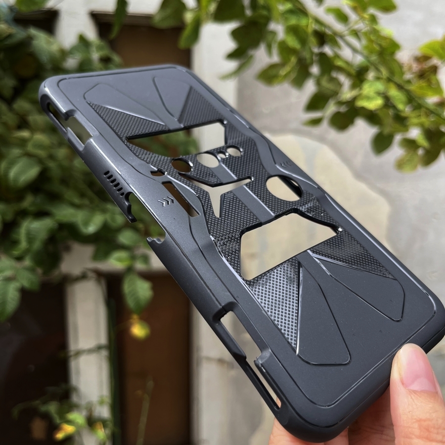 Ốp lưng dành cho Legion 2 Pro đen chống sốc