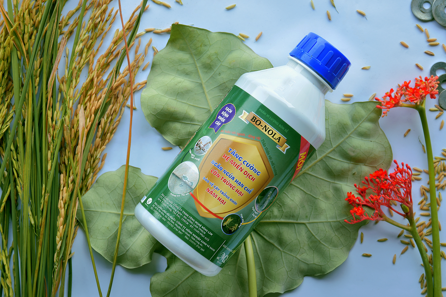 Chế phẩm Bonola - Trichoderma Bacillus - dạng nước - 1L - phòng trừ bệnh do nấm hại gây ra, kích thích bộ rễ phát triển, giúp đất tơi xốp