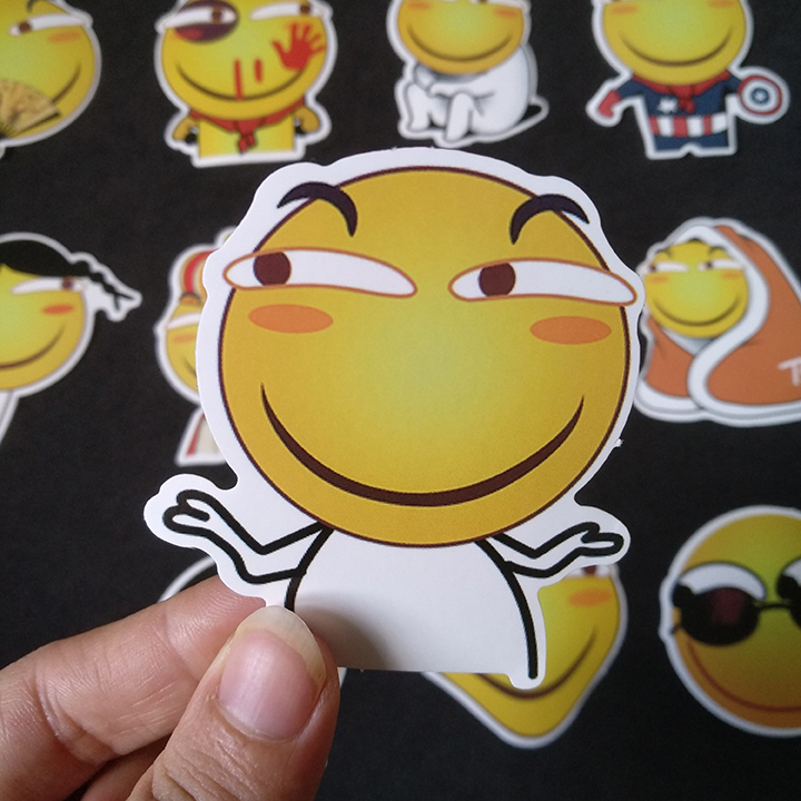 Bộ Sticker dán cao cấp chủ đề MẶT CƯỜI EMOJI - Dùng dán Xe, dán mũ bảo hiểm, dán Laptop...