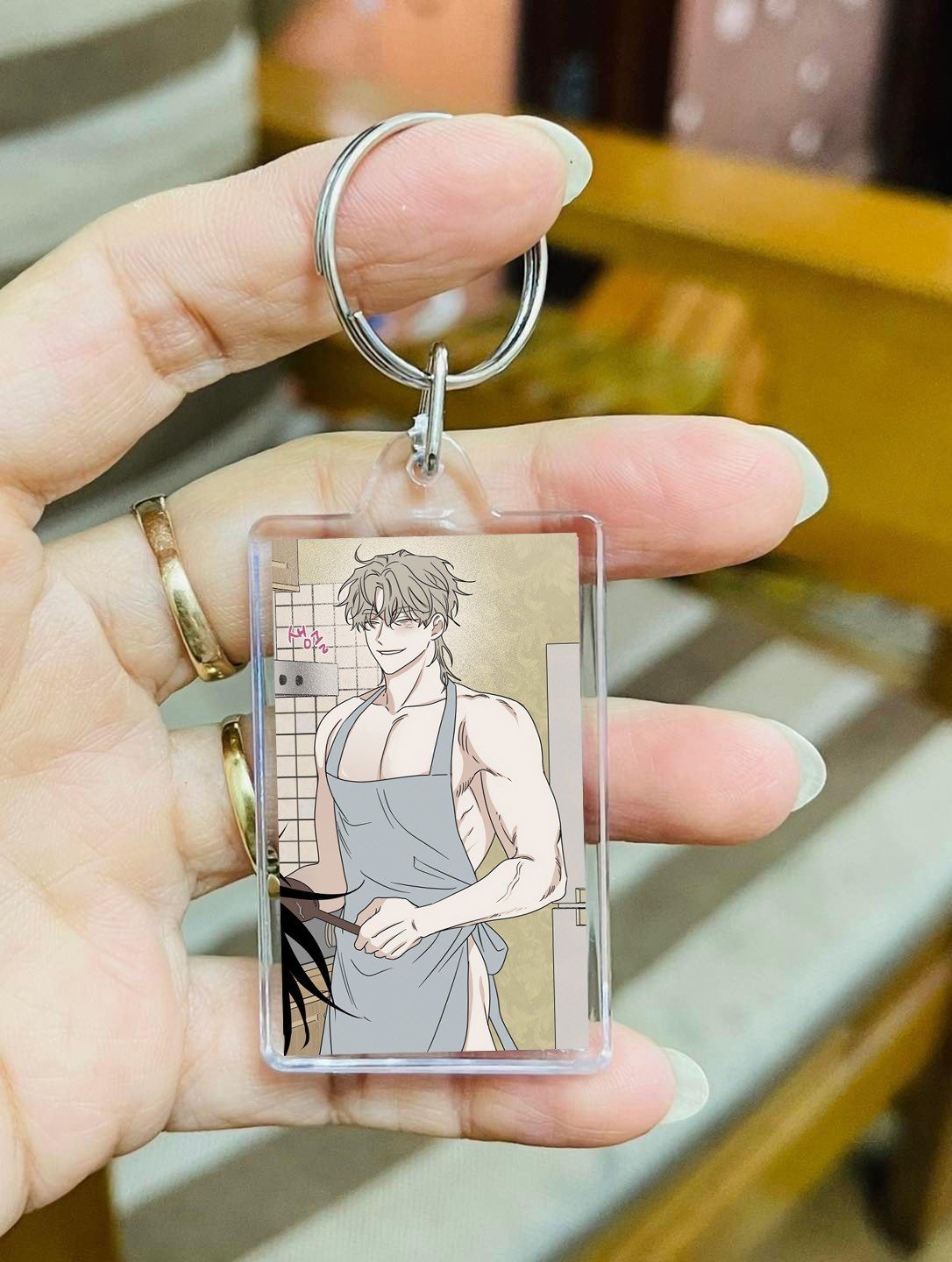 ￼Móc khoá hình hoa hồng và rượu vang roses and champagne / Móc treo khoá Roses and champagne bl