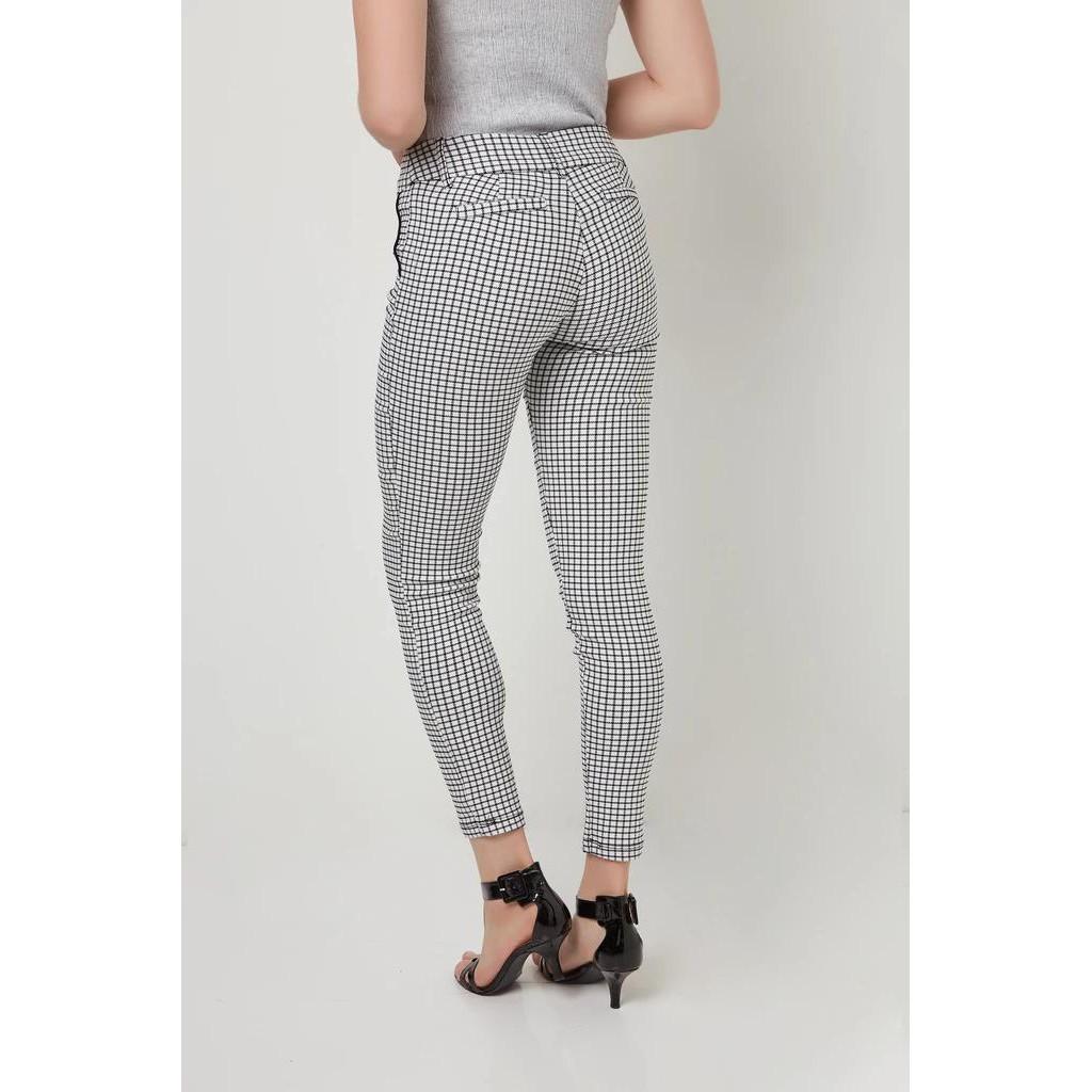 Quần tregging skinny Chocolate xuất xịn