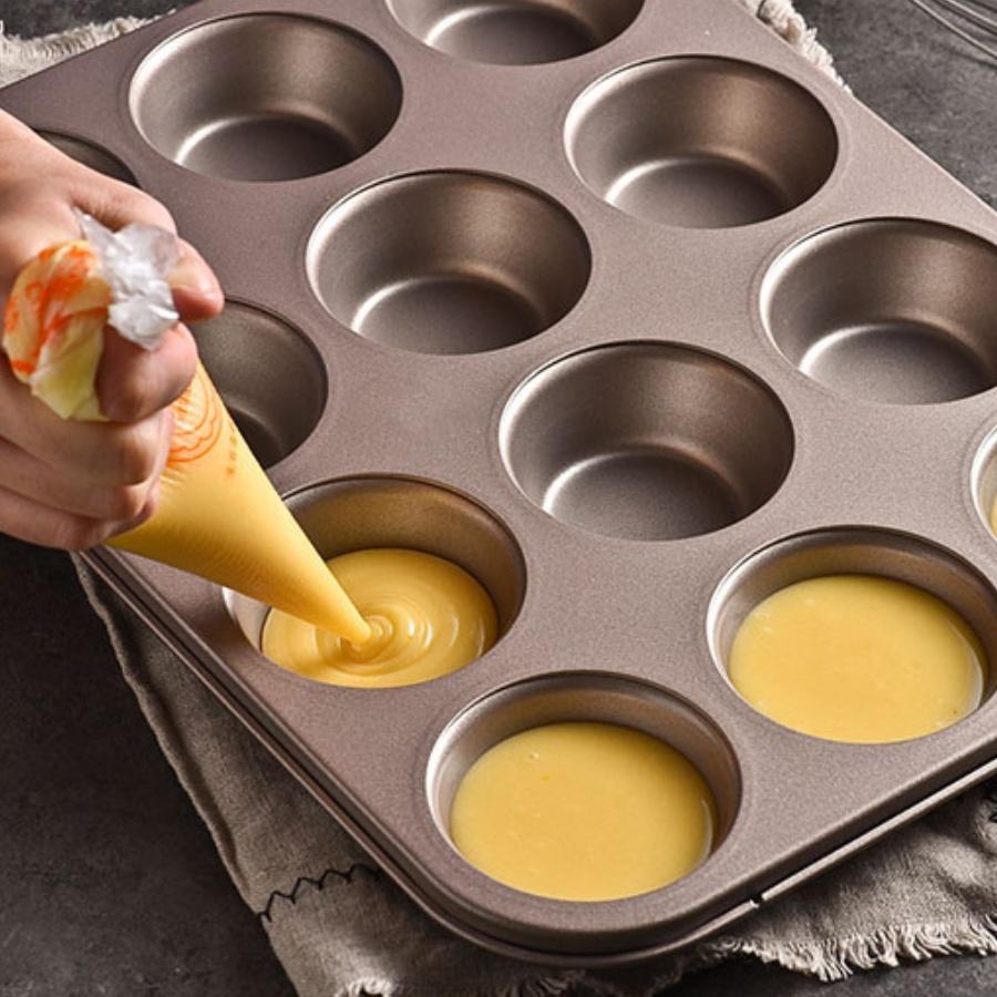 Khuôn Làm Bánh Cupcake Muffin Chống Dính Vàng 12 Lỗ Đường Kính 4,5 Cm - TRAY0002