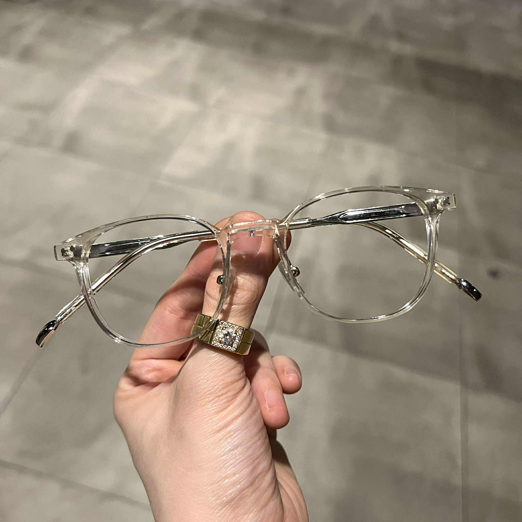 Kính thời trang Mắt vuông nhỏ trong suốt gọng nhựa