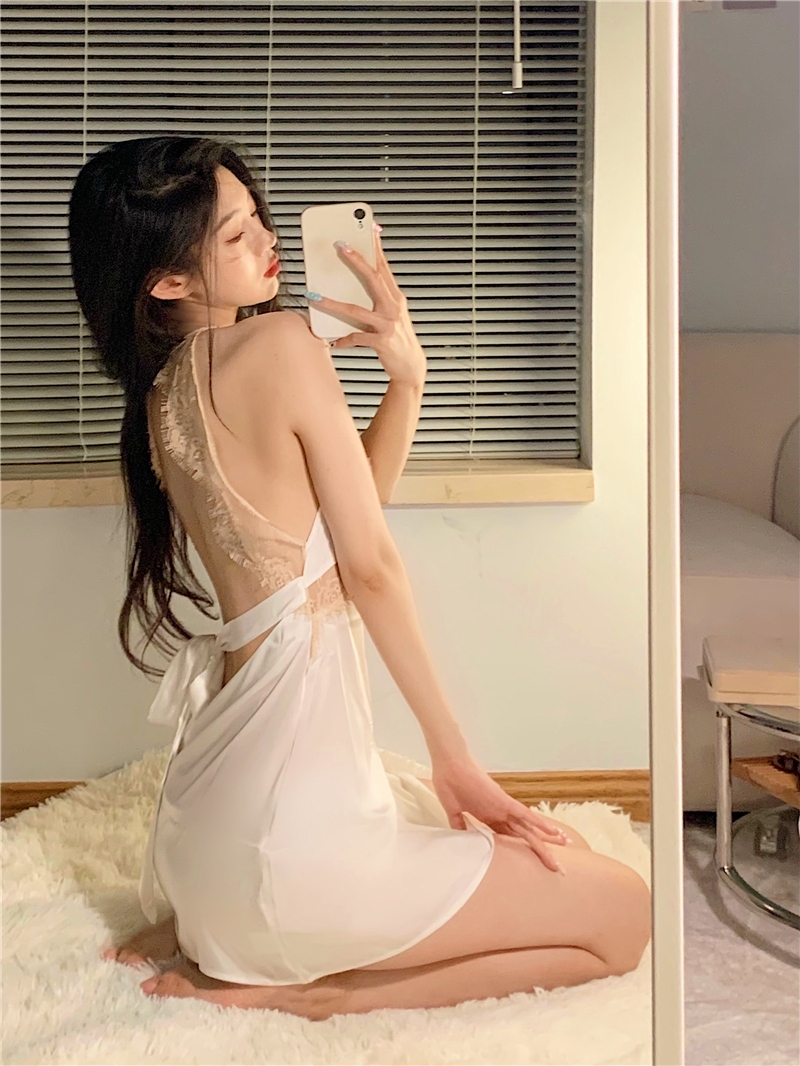 Váy Ngủ Lụa Satin Quảng Châu Cao Câp Ngực Ren Xẻ Chéo Táo Bạo Quyến Rũ