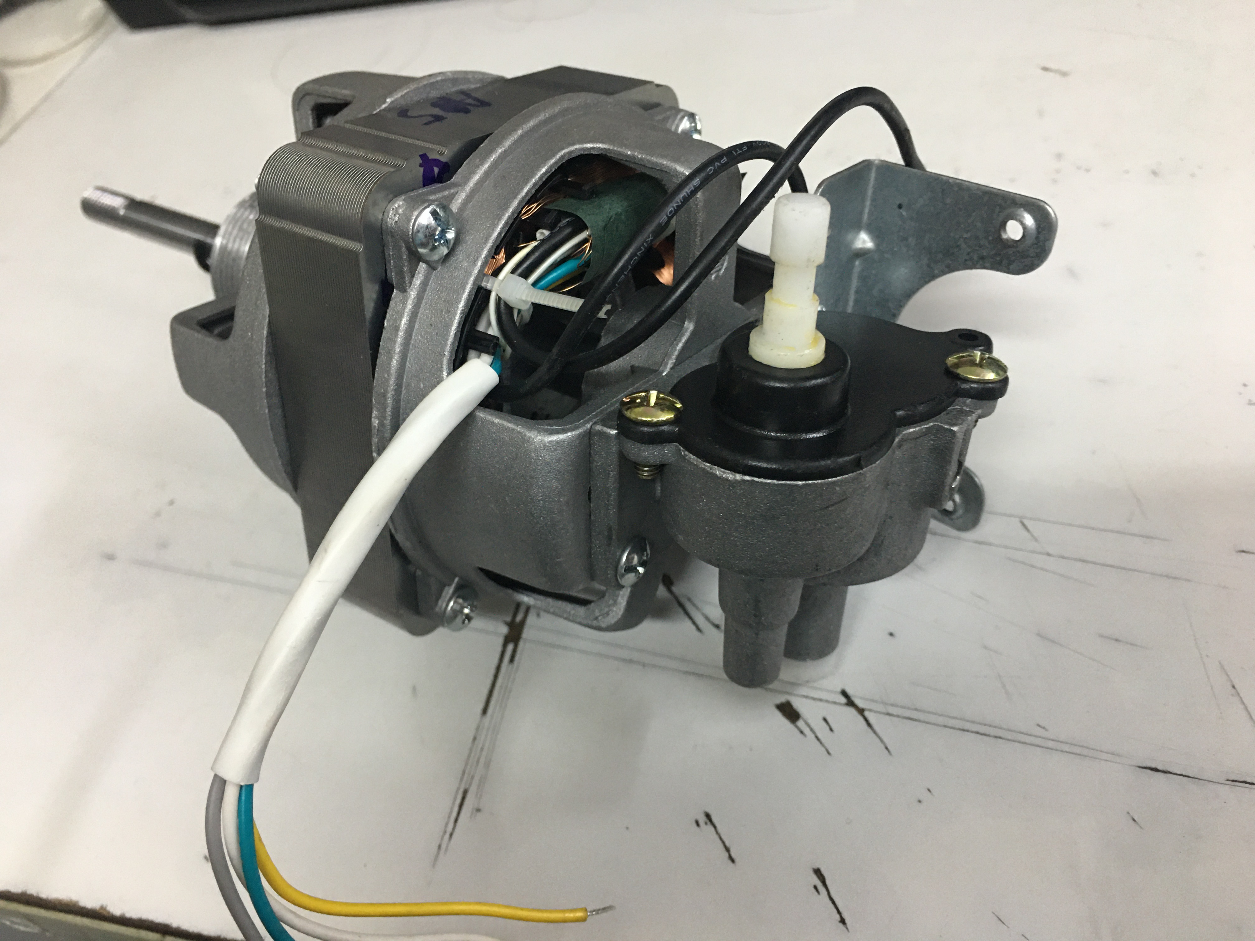 Motor quạt asia D4 chuyển hướng cơ