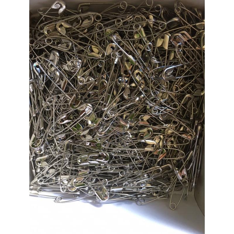 Sỉ kim gim 3cm chuỗi 12 cay