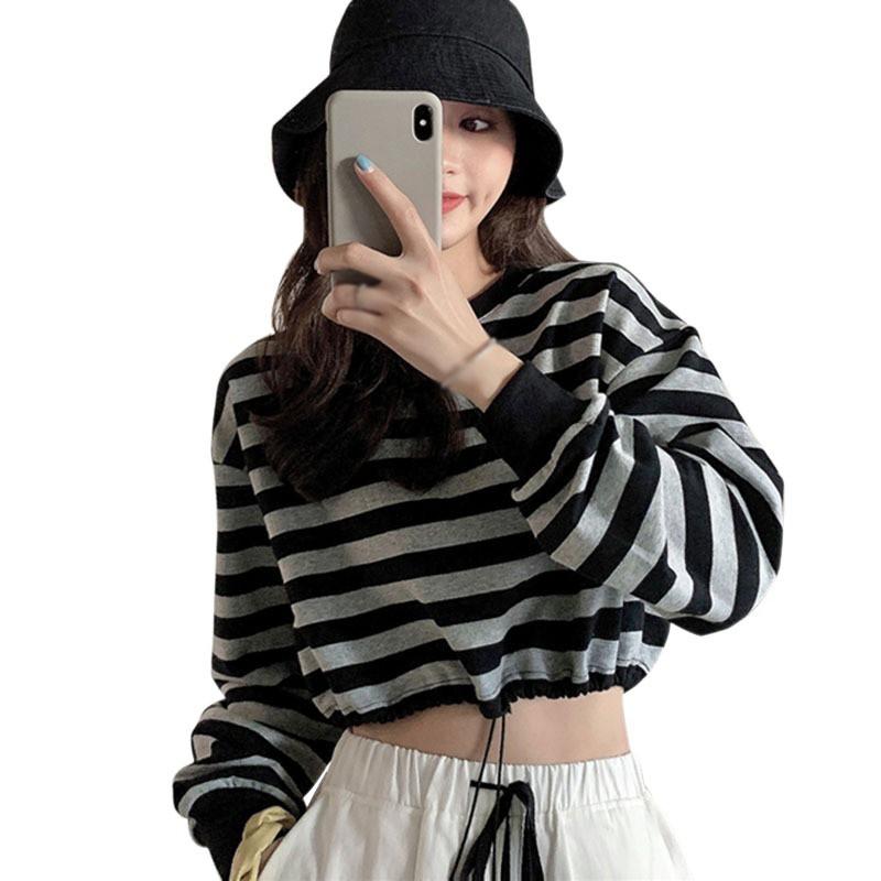 Áo Croptop Dài Tay Dáng Rộng Họa Tiết Kẻ Sọc Phong Cách Thoải Mái