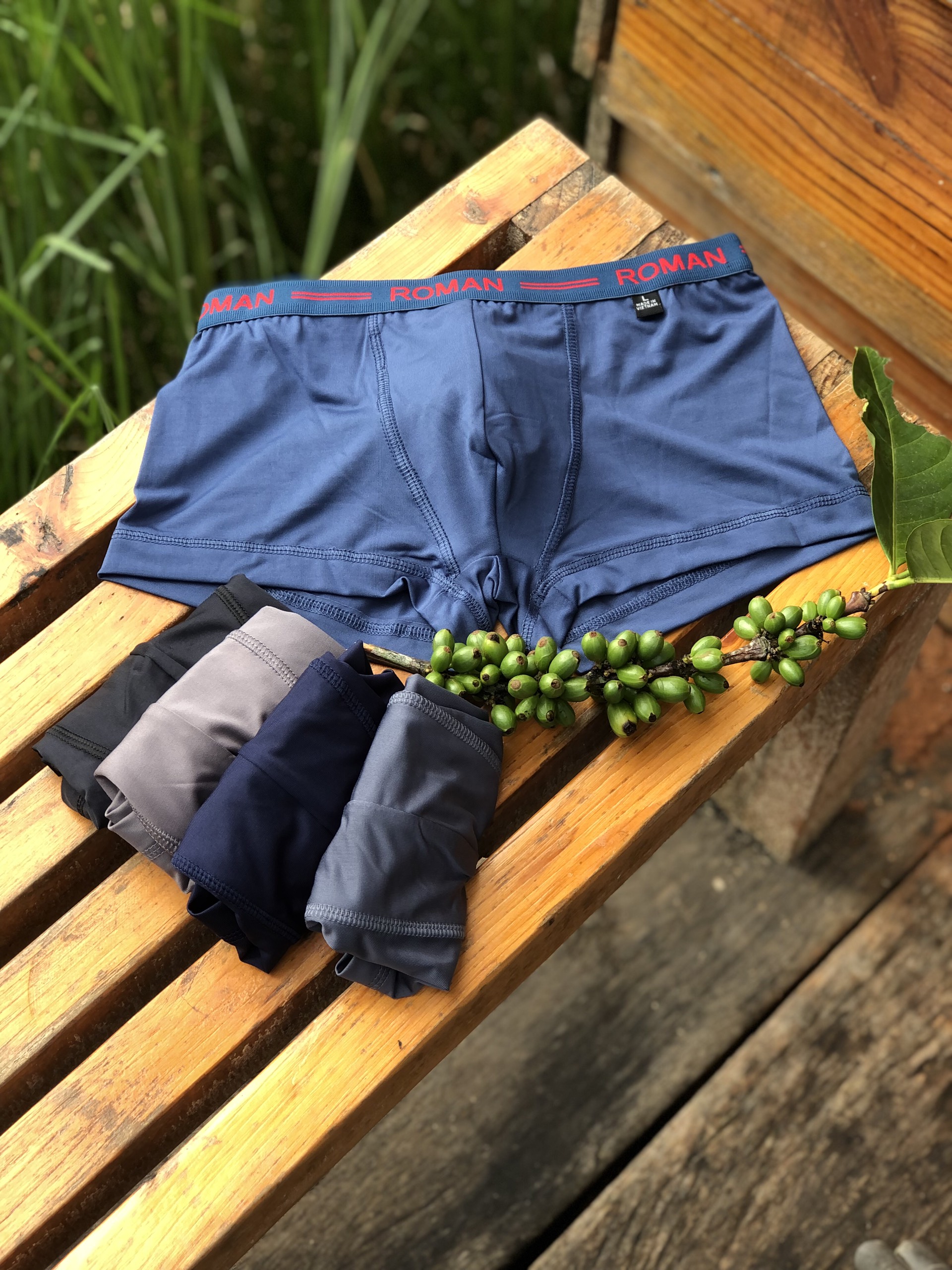 Combo 3 quần boxer nam màu ngẫu nhiên - thun lạnh 4 chiều - lưng 3cm - co dãn thoáng mát tốt