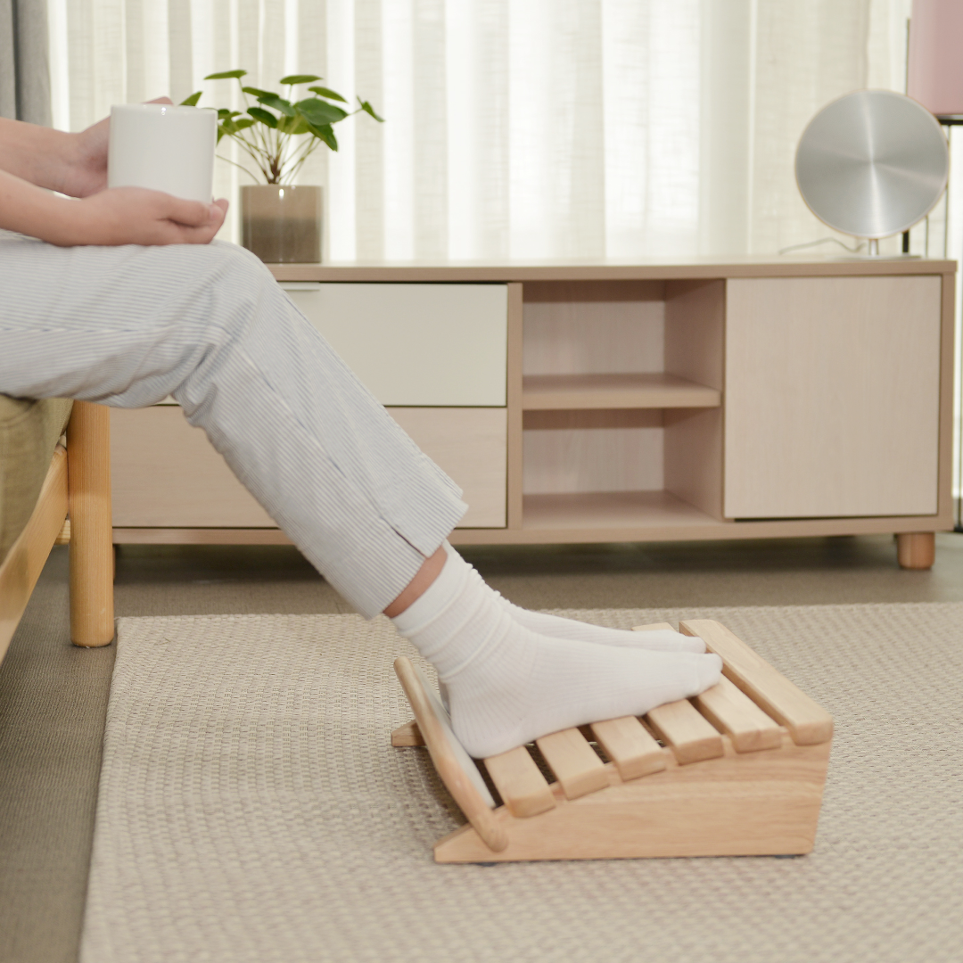 Ghế Gác Chân Bằng Gỗ Cao Su Arize Bandiz Foot Rest Giúp Tạo Tư Thế Chuẩn