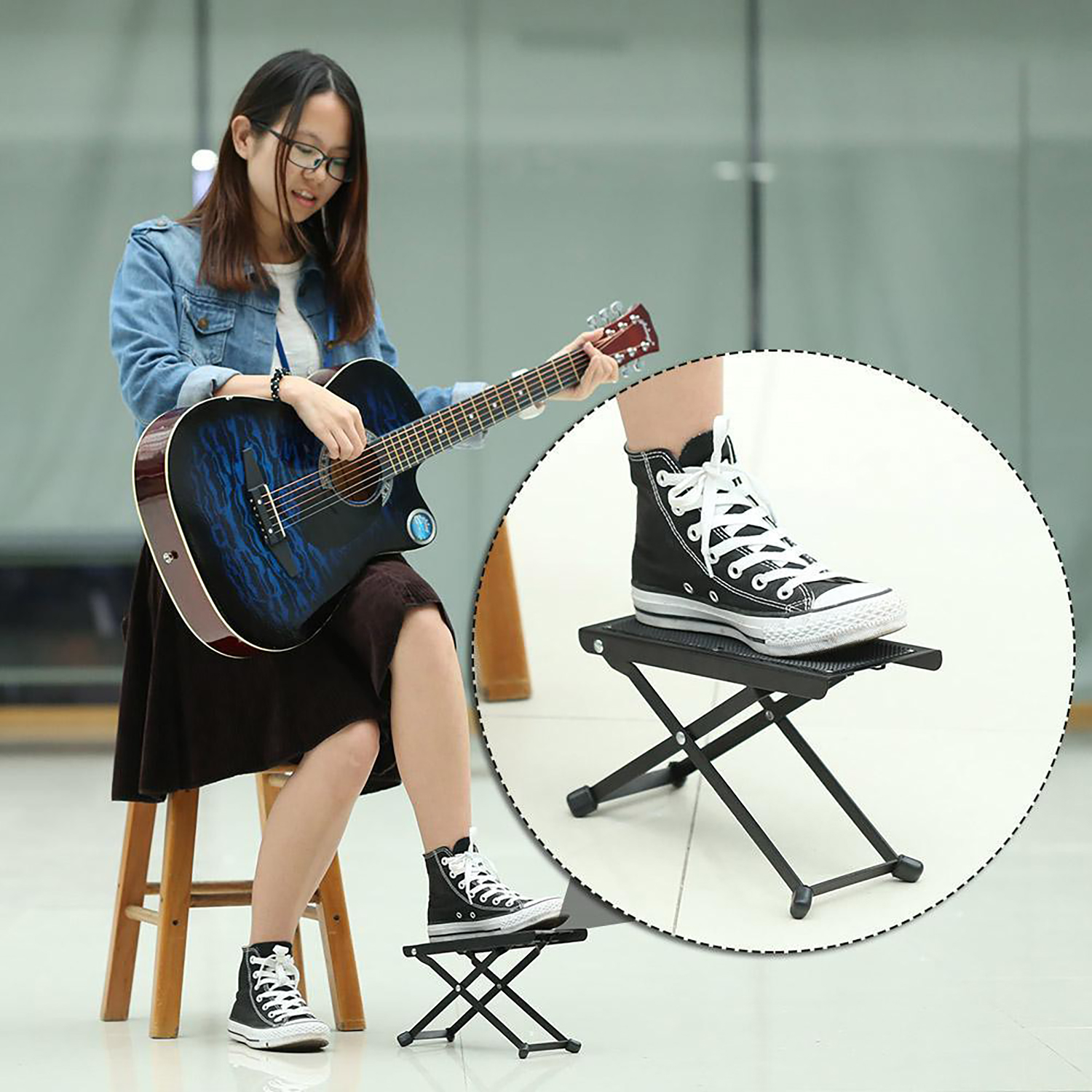 Đế gác chân khi chơi đàn Guitar