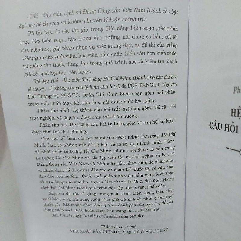 Sách - Hỏi đáp môn Tư tưởng Hồ Chí Minh (Dành cho bậc đại học hệ chuyên và không chuyên lý luận chính trị)