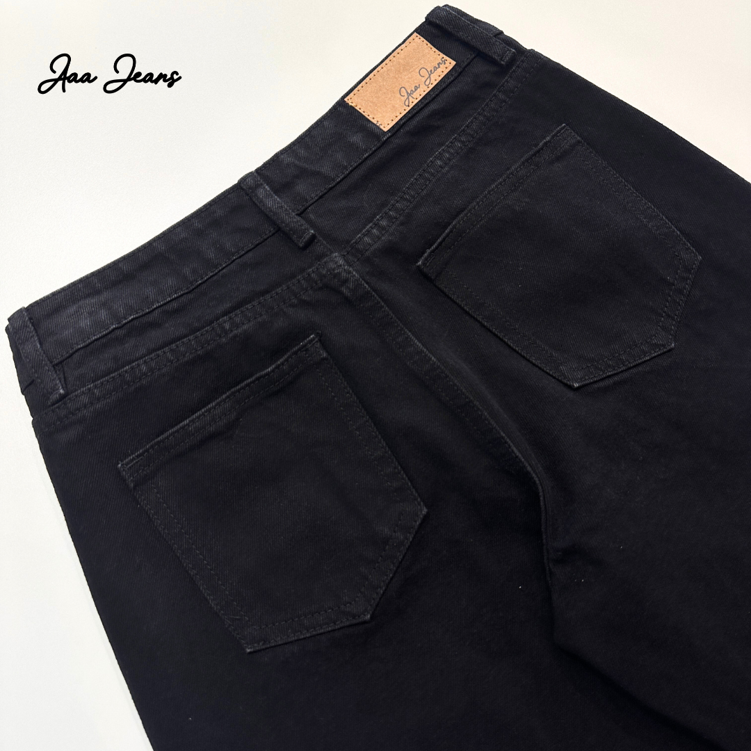 Quần jeans nữ màu đen ống suông lưng thấp Aaa Jeans