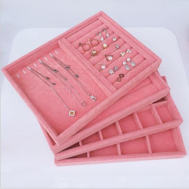 Khay nhung trưng bày trang sức