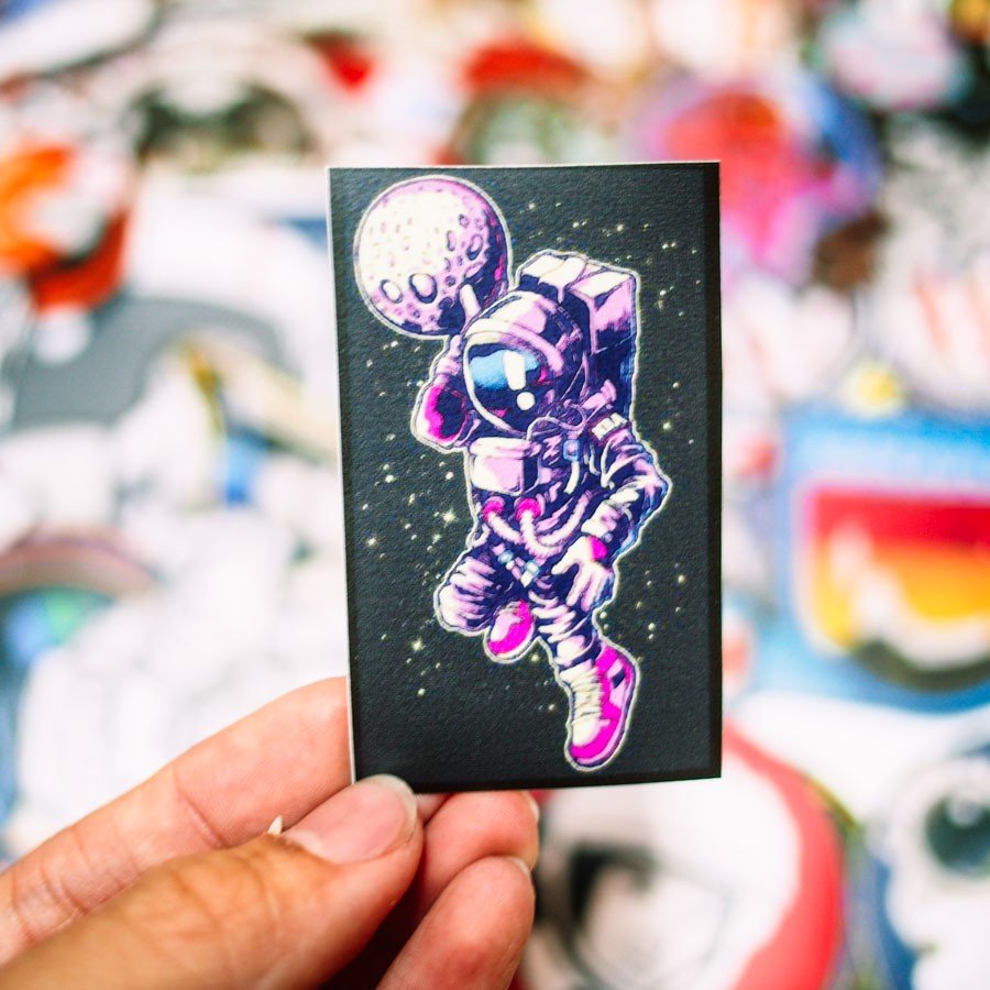 Hộp 100 Sticker Astronaut Phi hành gia vũ trụ dán Laptop, Vali, Mũ bảo hiểm, Điện thoại, Xe máy, hình dán chủ đề Phi hành gia