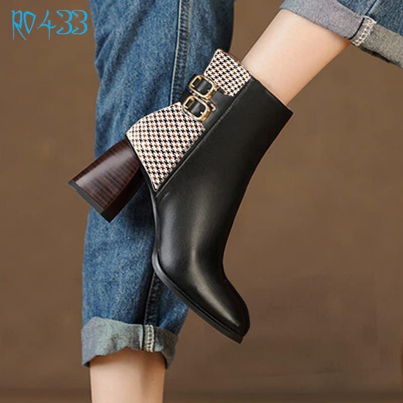 Boot thời trang nữ phối caro ROSATA RO433 - Đen, Nâu - HÀNG VIỆT NAM - BKSTORE