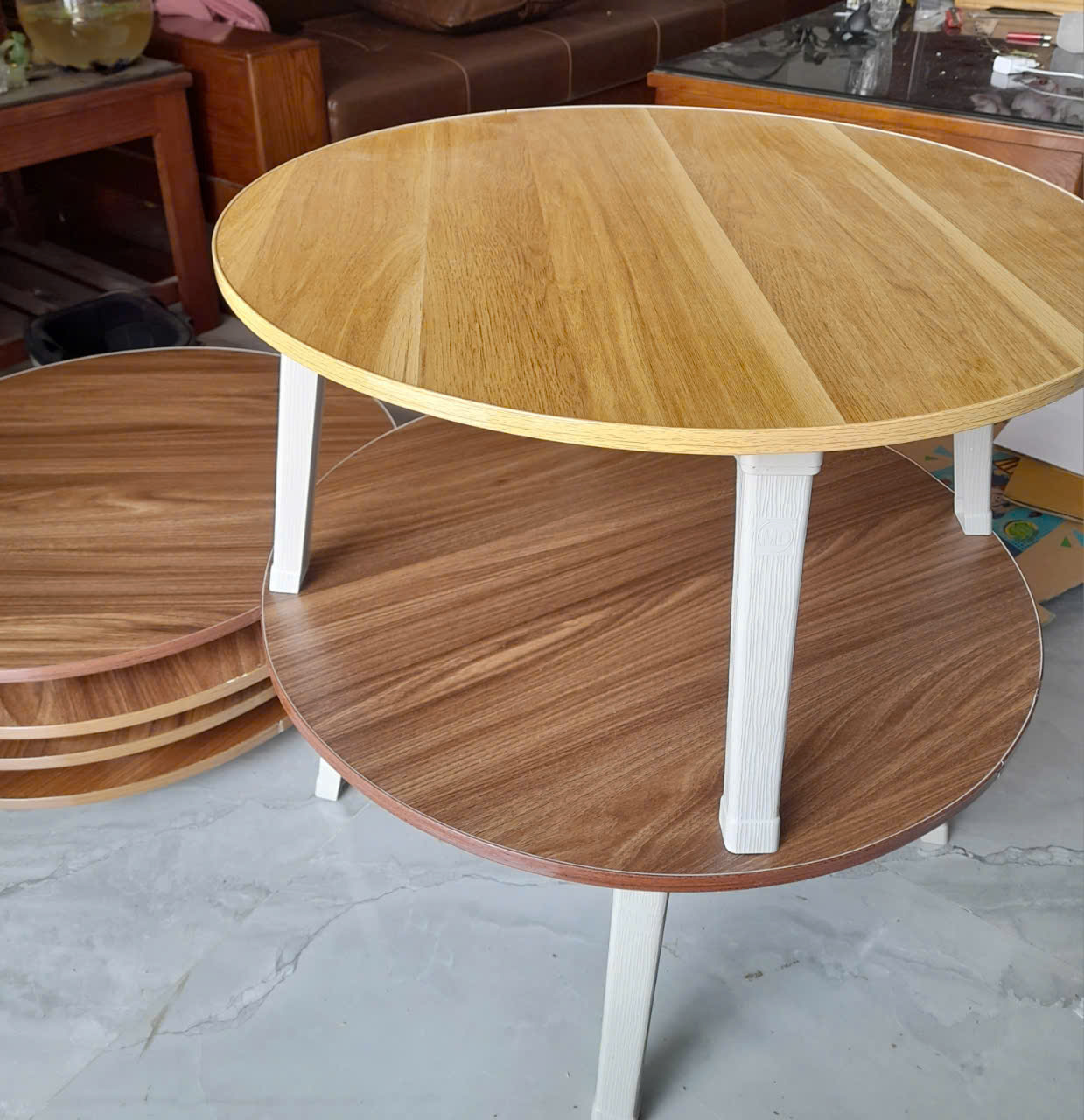 Bàn Tròn Ngồi Bệt Gấp Gọn Tiện Lợi Dễ Dàng Di Chuyển Làm Bàn Decor Siêu Xinh - Giao màu ngẫu nhiên