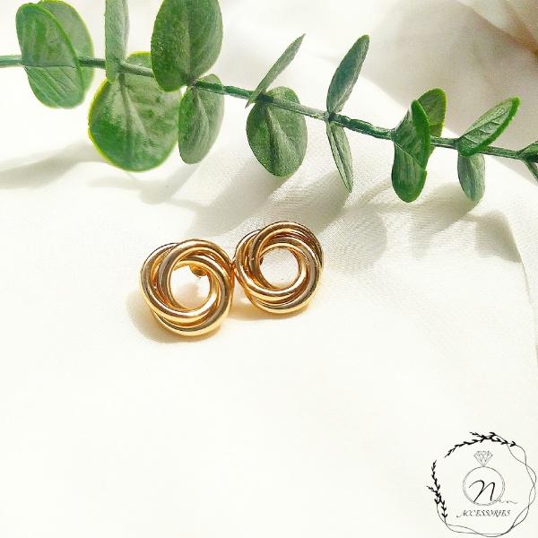 NQSTORE Khuyên tai hợp kim mạ vàng BT006