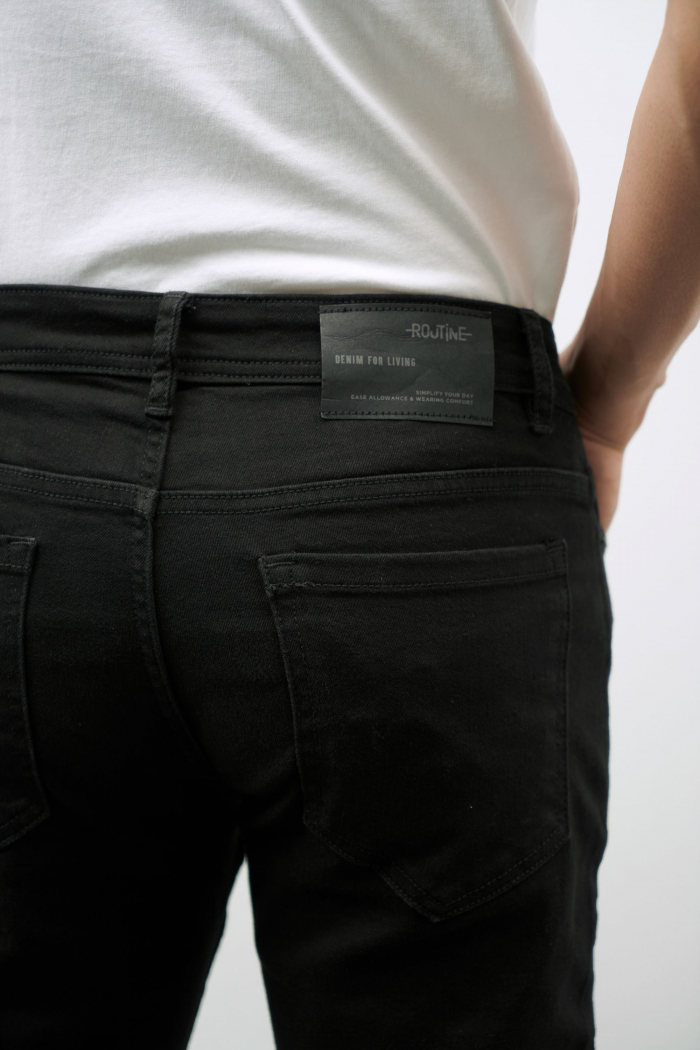 Quần Jean nam Routine màu đen form slimfit có độ co giãn 10F20DPA102CR2