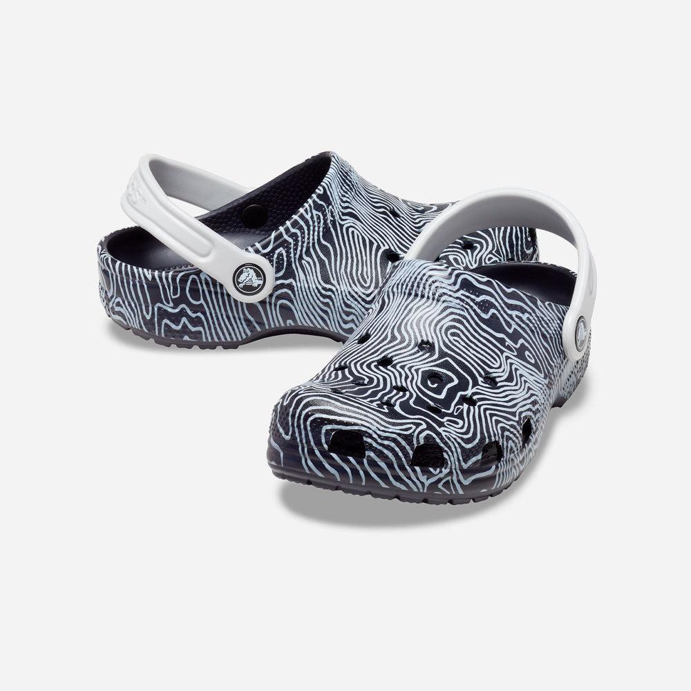 Hình ảnh Giày nhựa trẻ em Crocs Classic Topographic - 208313-4LF