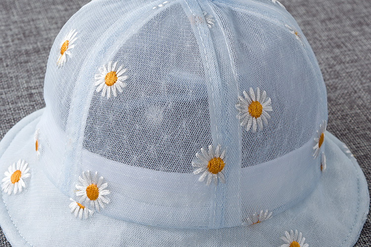 Mũ vành tròn cho bé từ 4 đến 12 tháng có nơ và họa tiết hoa cúc