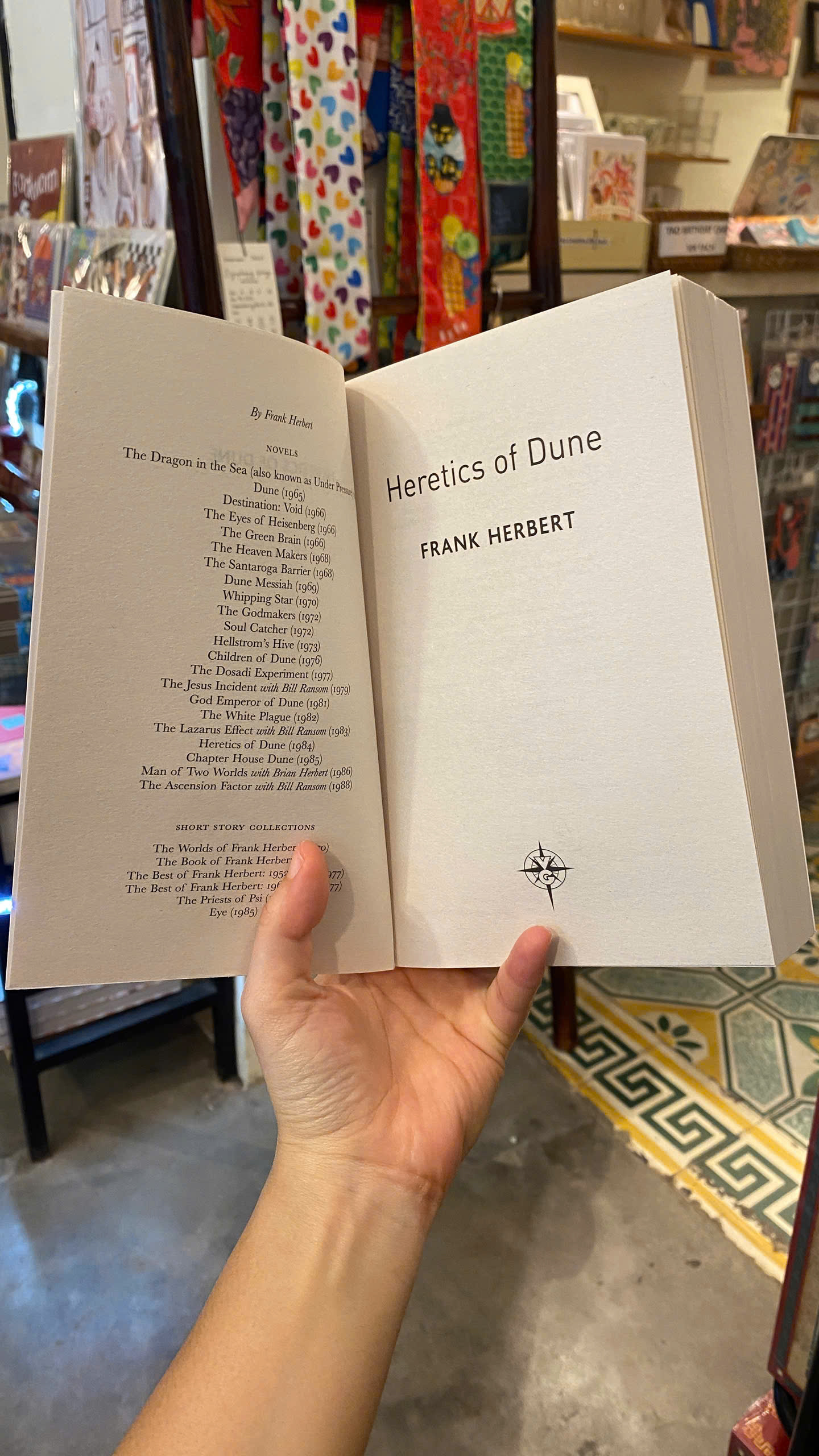 Sách - Heretics of Dune by Frank Herbert | Science Fiction / Fantasy / Ngoại văn Nhập khẩu UK