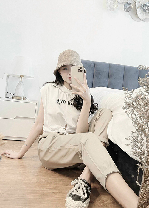 Set Bộ Áo Croptop Quần Thô Cá Tính