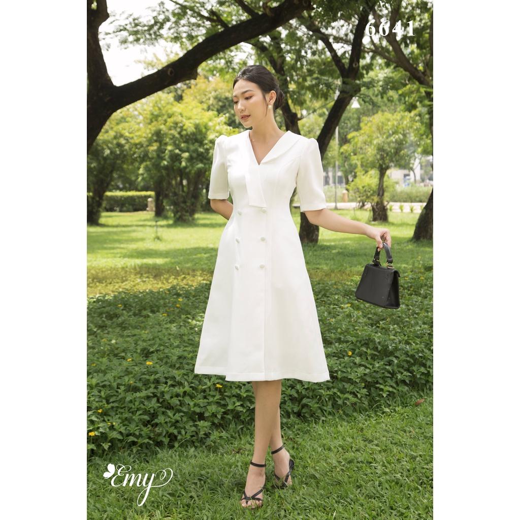 Đầm EMY EM6641 Dáng Chữ A Cổ Vest Có Túi