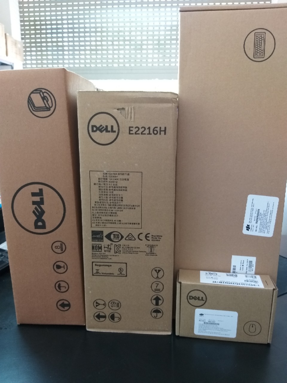 Bộ Máy Tính Để Bàn Dell Optiplex ( Corei5 - 2400 / 4gb / 500gb ) Và Màn Hình Dell 21.5 Inch - Hàng Nhập Khẩu